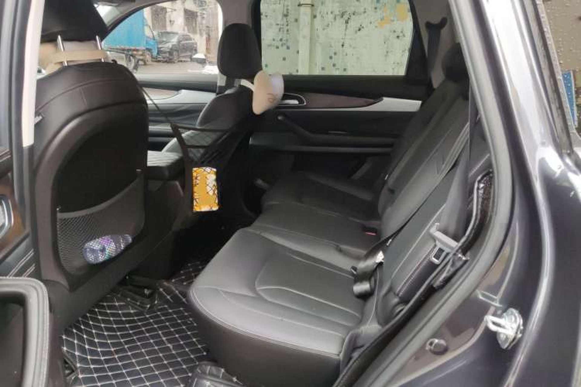 Used EXEED Lanyue 2021 400T Four-Wheel Drive Starlight Pro Edition 7 Seats Left Rear Seat