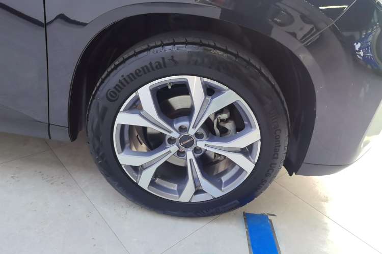 Used EXEED Lanyue 2021 400T Two-Wheel Drive Starlight Pro Edition 7-Seater Left Rear Wheel Hub
