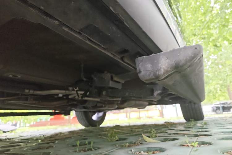 Used EXEED Lanyue 2021 390T Four-Wheel Drive Starry Edition Left Side Sill