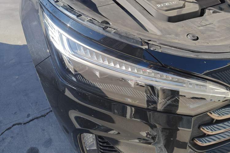 Used EXEED Lanyue 2021 400T Four-Wheel Drive Star Prestige Pro Edition 7 Seats Right Front Headlight