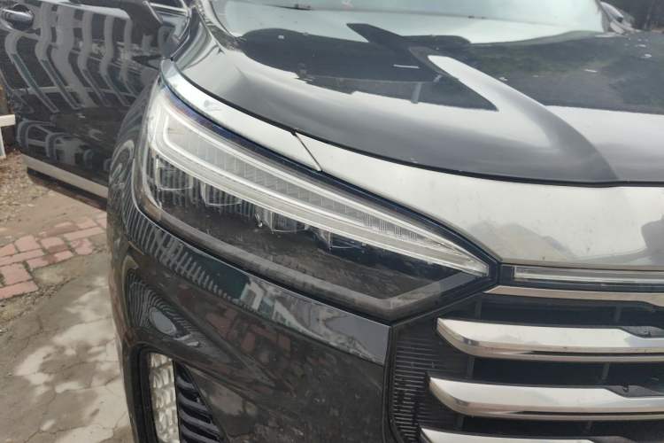 Used EXEED Lanyue 2021 390T Two-Wheel Drive StarRui Long-Range Version Right Front Headlight