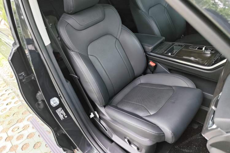 Used EXEED Lanyue 2021 390T Four-Wheel Drive Starry Edition Right Front Seat
