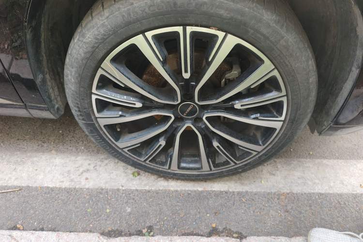 Used EXEED Lanyue 2021 390T Four-Wheel Drive Star Prestige Long-Range Version Right Front Wheel Hub