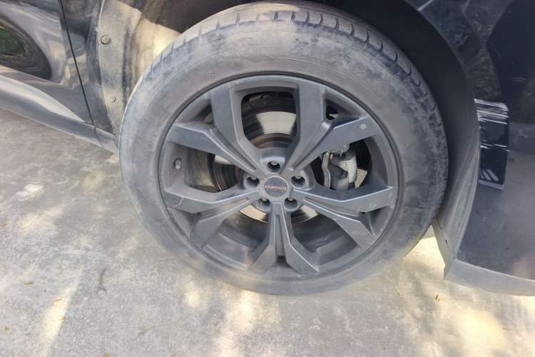 Used EXEED Lanyue 2021 290T Two-Wheel Drive Starry Edition Right Front Wheel Hub