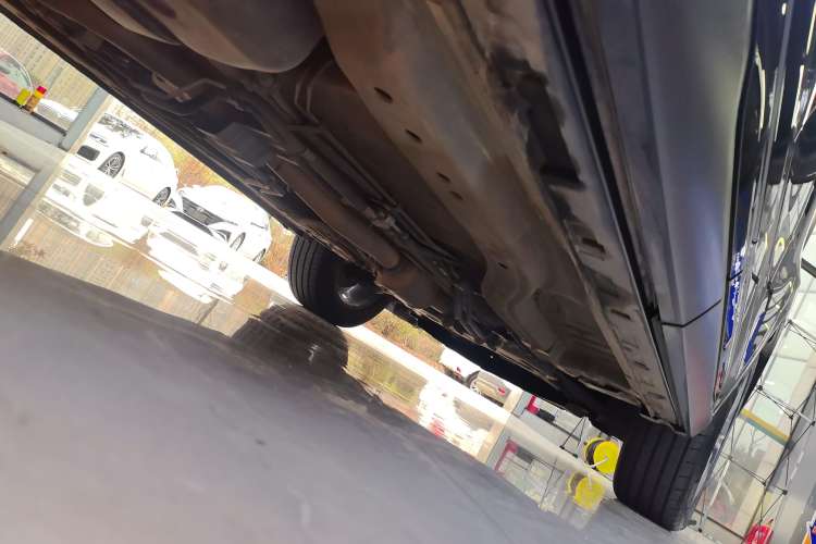 Used EXEED Lanyue 2021 400T Two-Wheel Drive Starlight Pro Edition 7-Seater Right Side Sill