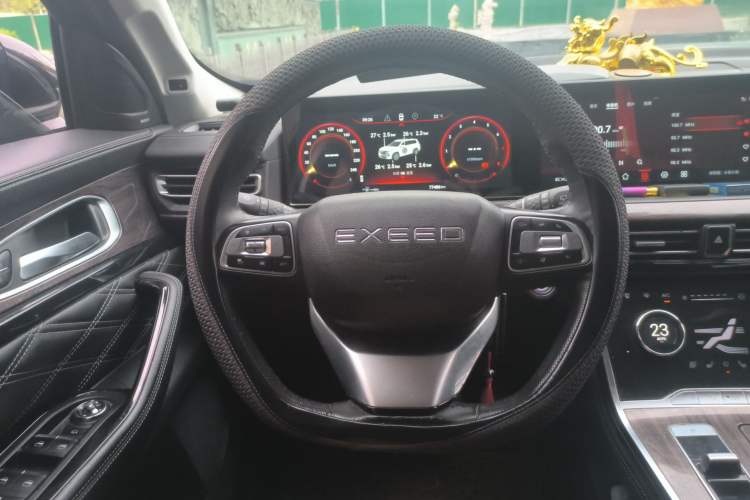 Used EXEED Lanyue 2021 400T Two-Wheel-Drive Xingrui Pro Edition 7-Seater Steering Wheel