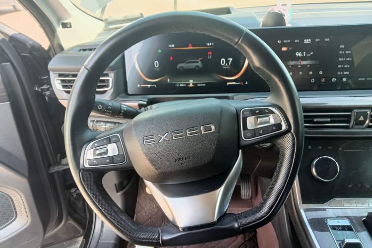 Used EXEED Lanyue 2021 400T Two-Wheel Drive Starlight Pro Edition 7-Seater Steering Wheel