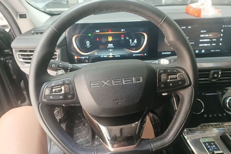 Used EXEED Lanyue 2021 400T Four-Wheel Drive Star Prestige Pro Edition 7 Seats Steering Wheel