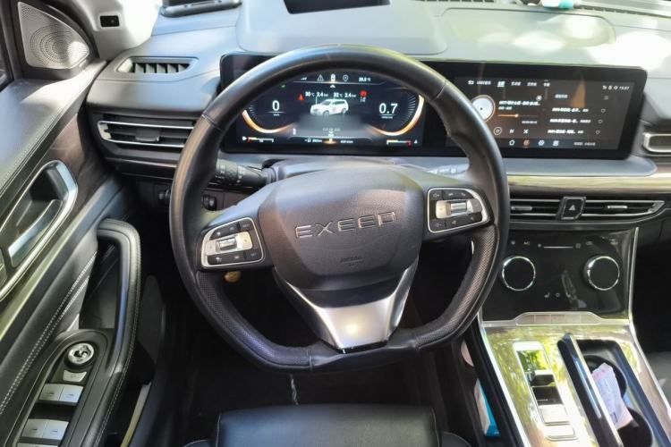 Used EXEED Lanyue 2021 400T Two-Wheel Drive Starlight Pro Edition 7-Seater Steering Wheel
