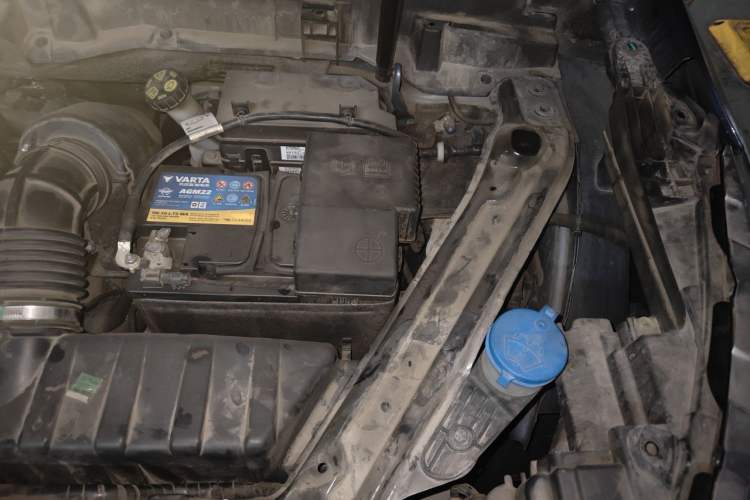 Used EXEED Lanyue 2021 390T Four-Wheel Drive Star Prestige Edition Engine Bay Left