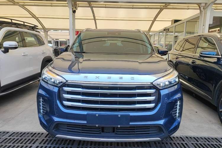 Used EXEED Lanyue 2021 400T Two-Wheel Drive Starlight Pro Edition 7-Seater Front