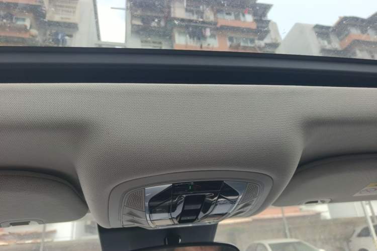 Used EXEED Lanyue 2021 390T Four-Wheel Drive Starry Edition Headliner