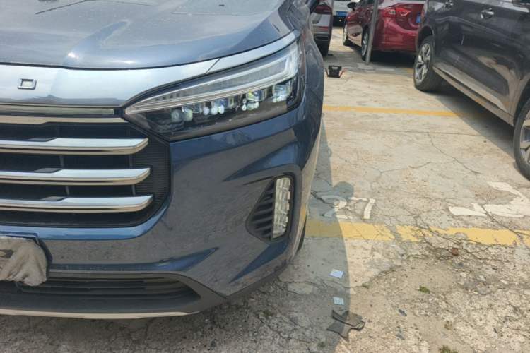 Used EXEED Lanyue 2021 390T Four-Wheel Drive Starry Edition Left Front Headlight