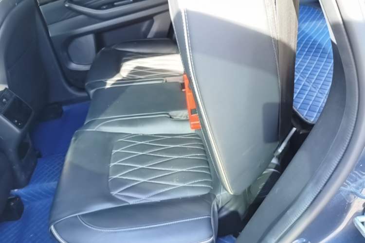 Used EXEED Lanyue 2021 400T Four-Wheel Drive Star Prestige Pro Edition 7 Seats Left Rear Seat