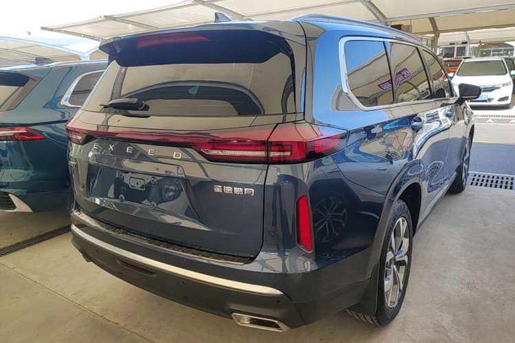 Used EXEED Lanyue 2021 400T Two-Wheel Drive Starlight Pro Edition 7-Seater Rear Right 45 Deg