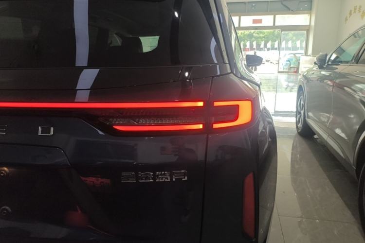 Used EXEED Lanyue 2021 400T Two-Wheel-Drive Xingrui Pro Edition 7-Seater Right Rear Taillight