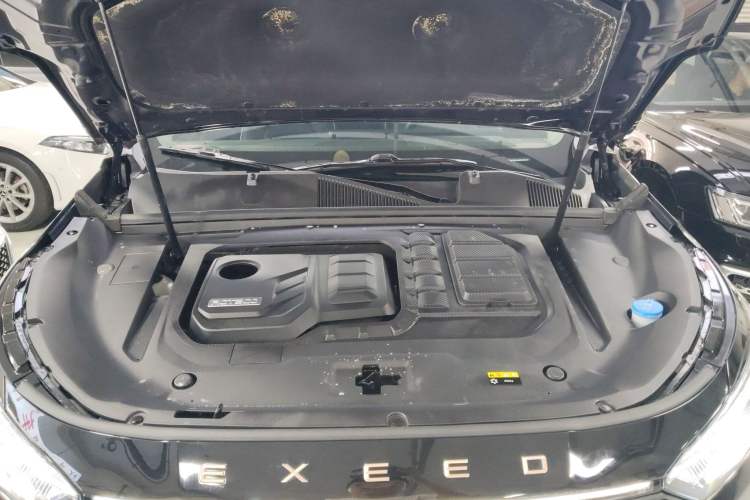 Used EXEED Lanyue 2021 400T Two-Wheel-Drive Xingrui Pro Edition 7-Seater Engine Bay