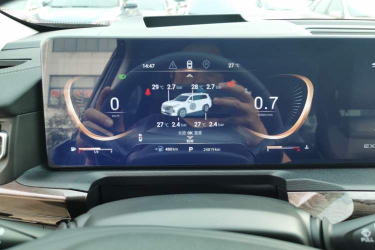 Used EXEED Lanyue 2021 400T Two-Wheel-Drive Xingrui Pro Edition 7-Seater Instrument Cluster