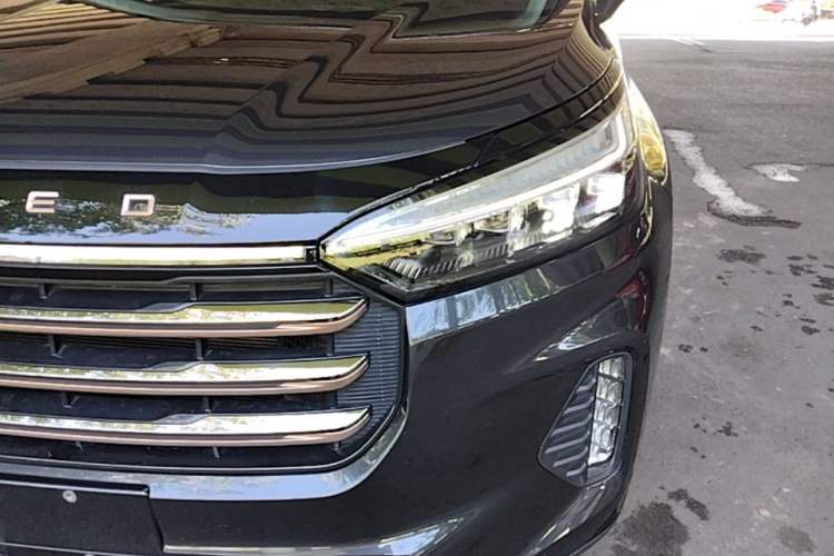 Used EXEED Lanyue 2021 400T Four-Wheel Drive Starlight Pro Edition 7 Seats Left Front Headlight