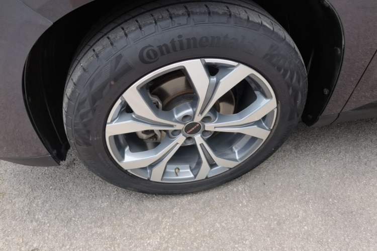 Used EXEED Lanyue 2021 400T Four-Wheel Drive Starlight Pro Edition 7 Seats Left Front Wheel Hub