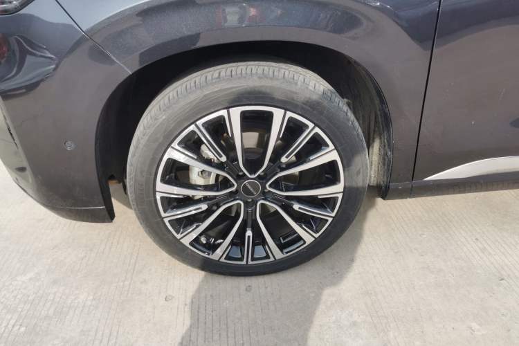Used EXEED Lanyue 2021 390T Four-Wheel Drive Star Prestige Edition Left Front Wheel Hub