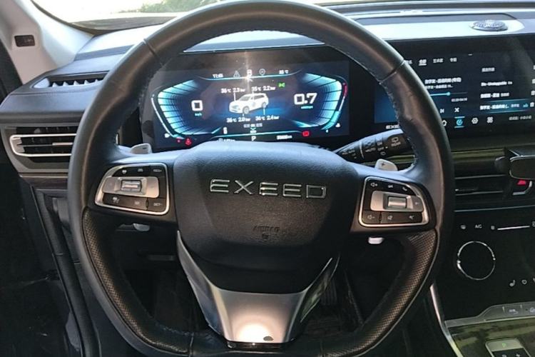 Used EXEED Lanyue 2021 400T Four-Wheel Drive Starlight Pro Edition 7 Seats Steering Wheel