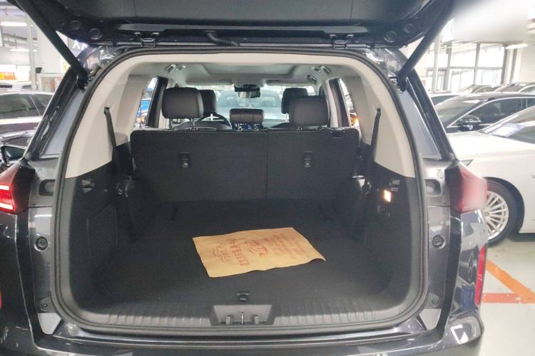Used EXEED Lanyue 2021 400T Two-Wheel-Drive Xingrui Pro Edition 7-Seater Trunk