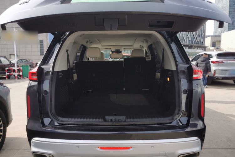 Used EXEED Lanyue 2021 390T Four-Wheel Drive Star Prestige Edition Trunk