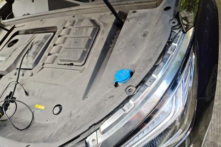 Used EXEED Lanyue 2021 390T Four-Wheel Drive Star Prestige Long-Range Version Engine Bay Left