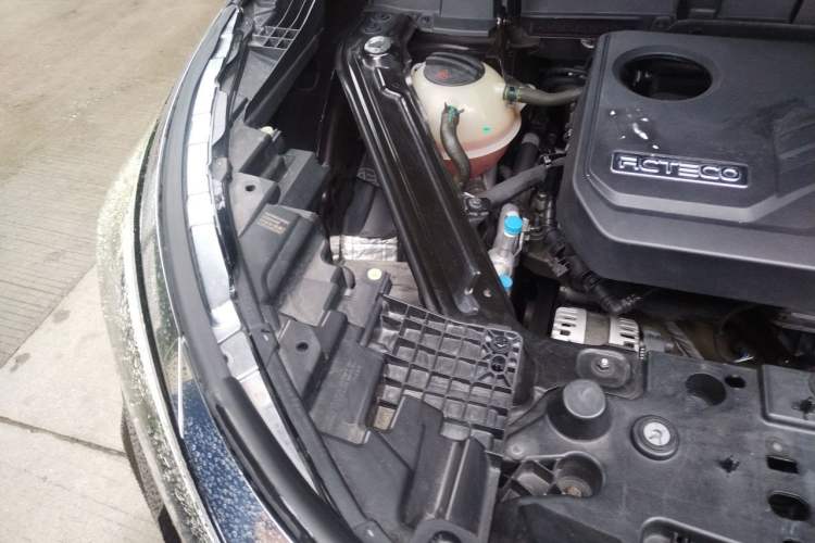 Used EXEED Lanyue 2021 390T Two-Wheel Drive Starry Edition Engine Bay Right