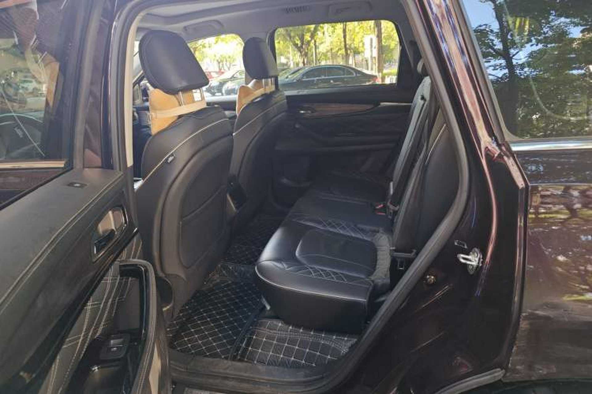 Used EXEED Lanyue 2021 390T Four-Wheel Drive Star Prestige Long-Range Version Left Rear Seat