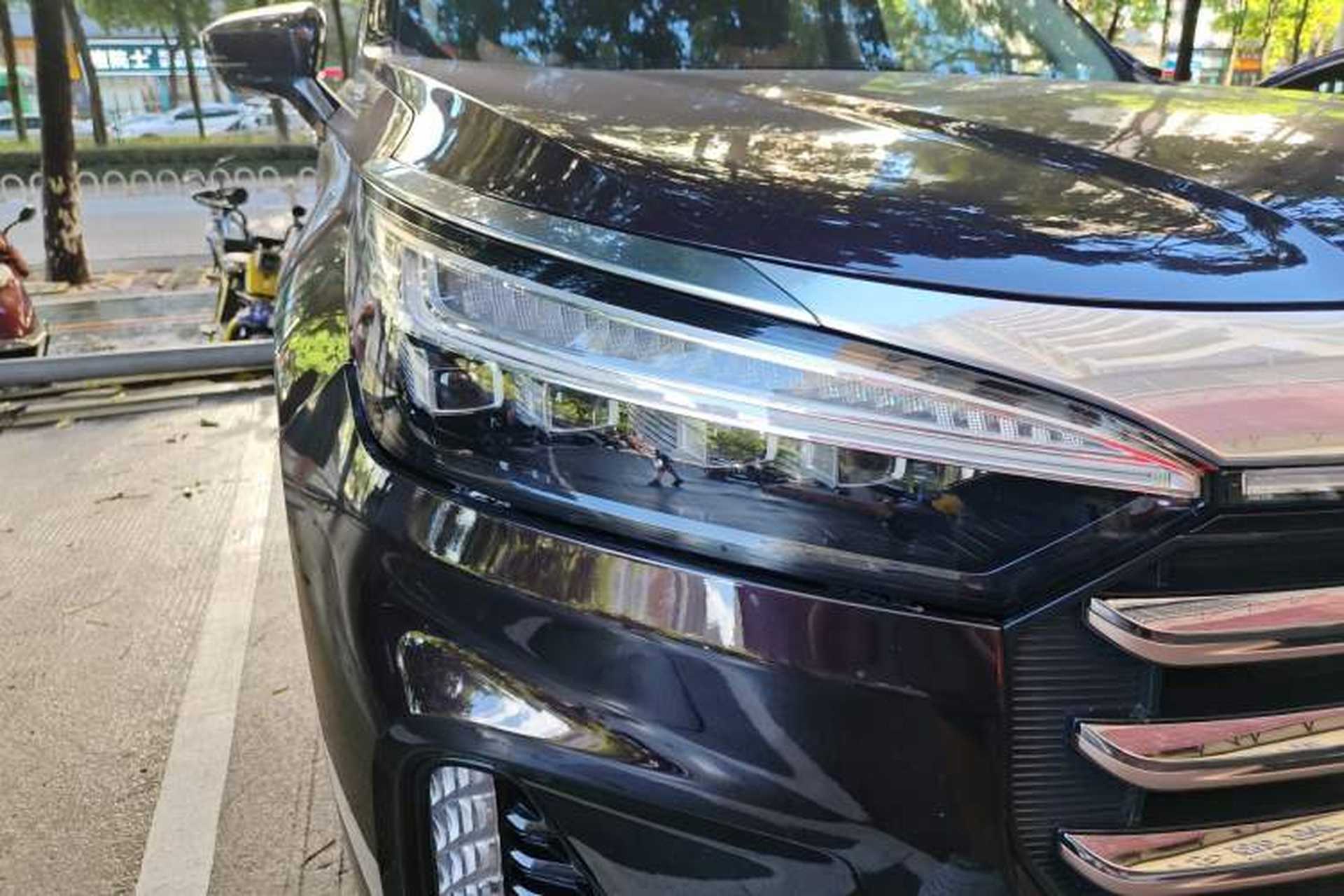 Used EXEED Lanyue 2021 390T Four-Wheel Drive Star Prestige Long-Range Version Right Front Headlight