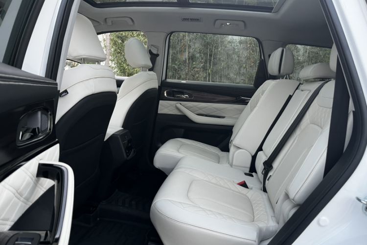 Used EXEED Lanyue 2021 390T Four-Wheel Drive Star Prestige Edition Interior 11