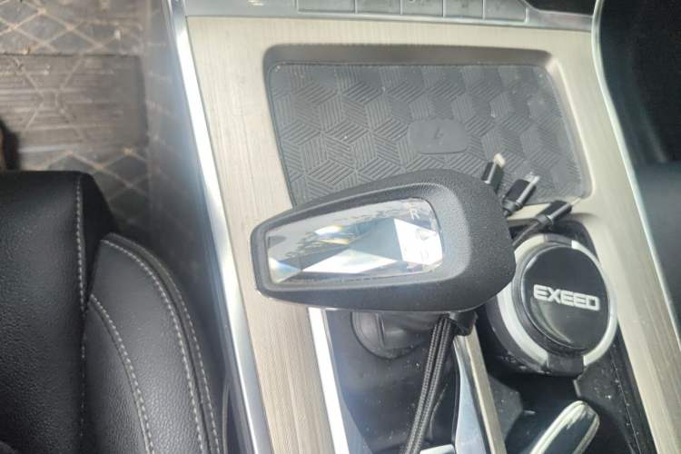 Used EXEED Lanyue 2022 Explore Edition 400T Four-Wheel Drive Star Edition 5 Seats Gear Lever