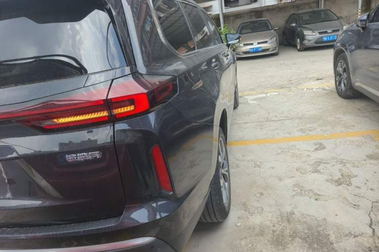 Used EXEED Lanyue 2022 Explore Edition 400T Two-Wheel Drive Star Edition 5 Seats Right Rear Taillight