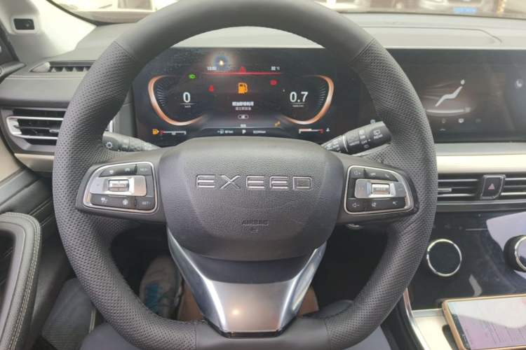 Used EXEED Lanyue 2022 Explore Edition 400T Two-Wheel Drive Star Edition 5 Seats Steering Wheel