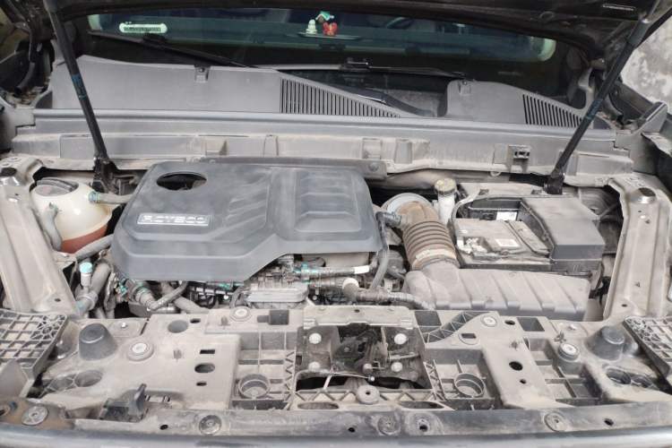 Used EXEED Lanyue 2023 400T Four-Wheel Drive Star Prestige 7-Seater Engine Bay
