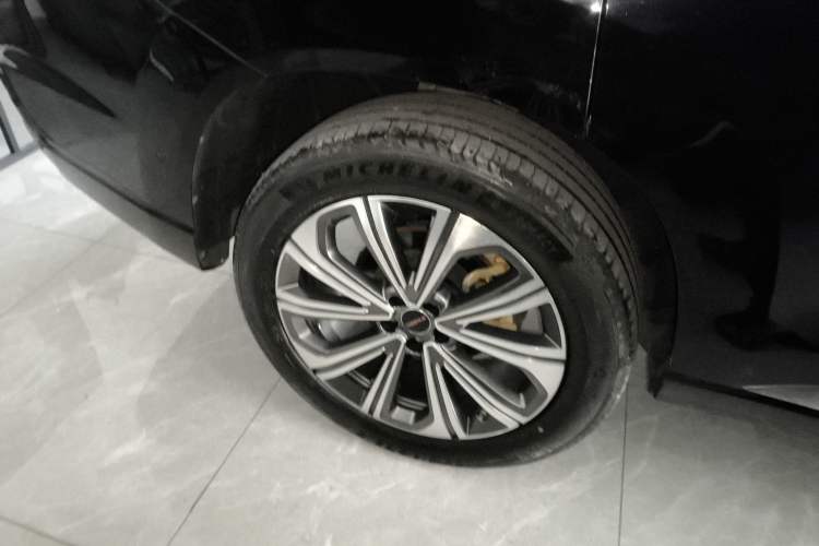 Used EXEED Lanyue 2023 400T Four-Wheel Drive Star Prestige Edition 6 Seats Exterior 2