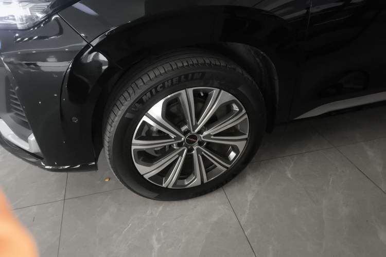 Used EXEED Lanyue 2023 400T Four-Wheel Drive Star Prestige Edition 6 Seats Exterior 3