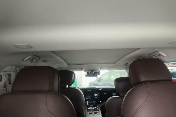 Used EXEED Lanyue 2023 400T Four-Wheel Drive Star Prestige Edition 6 Seats Headliner