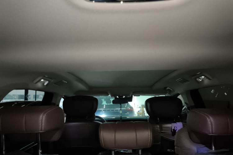 Used EXEED Lanyue 2023 400T Two-Wheel Drive Starry Edition 7-Seater Headliner