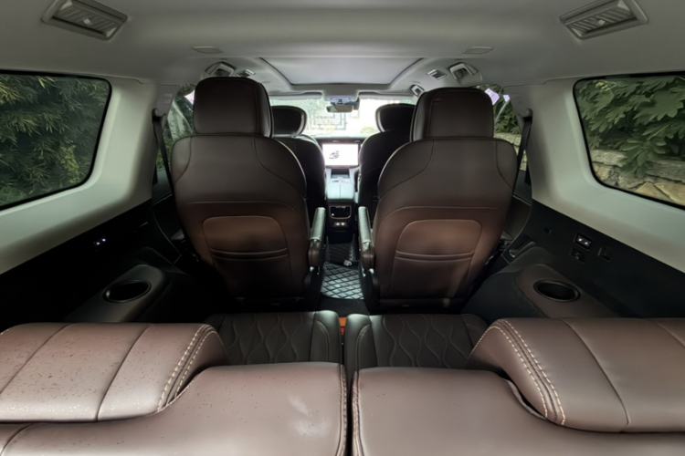 Used EXEED Lanyue 2023 400T Four-Wheel Drive Star Prestige Edition 6 Seats Interior 1