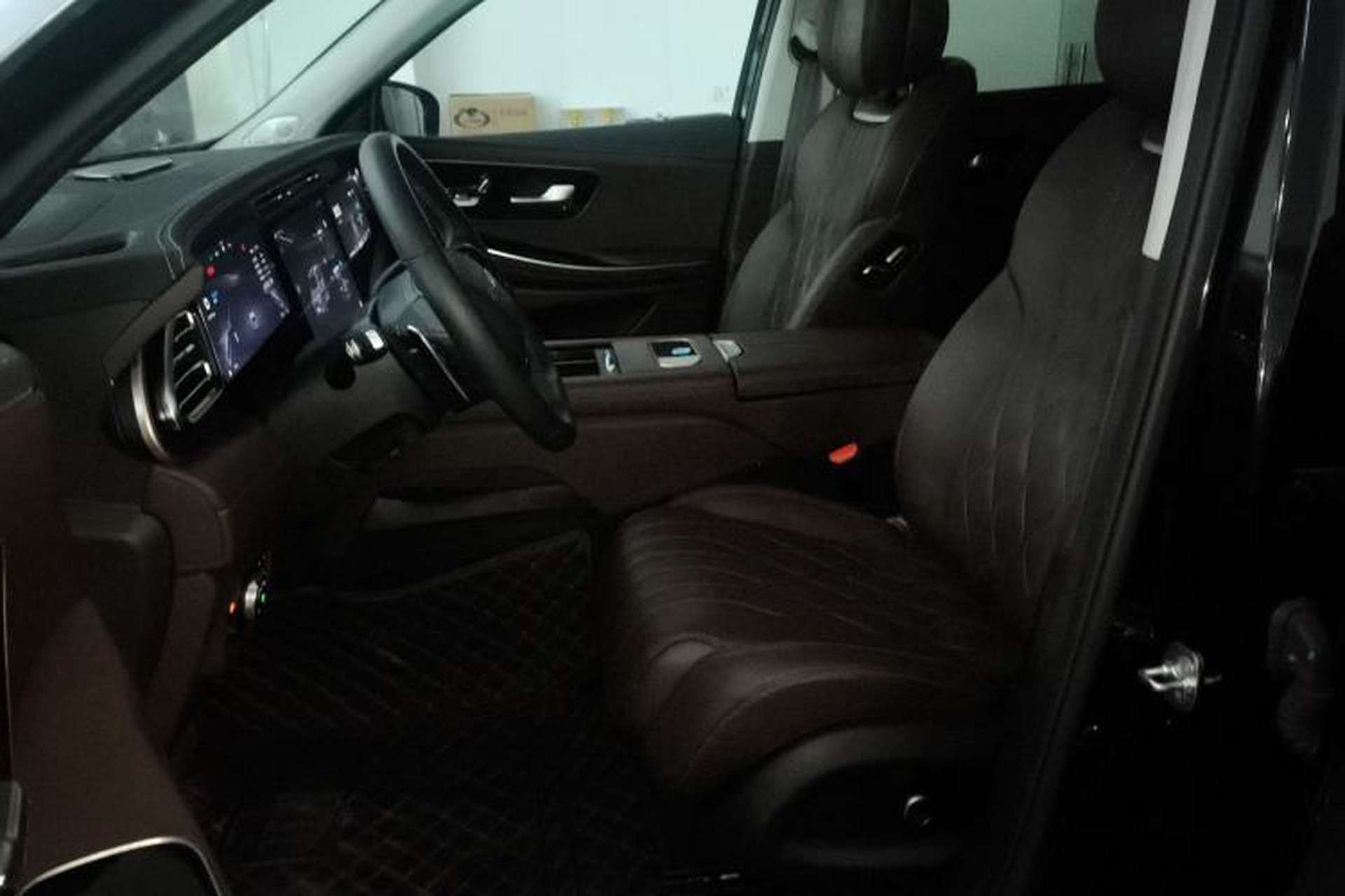 Used EXEED Lanyue 2023 400T Four-Wheel Drive Star Prestige Edition 6 Seats Left Front Seat