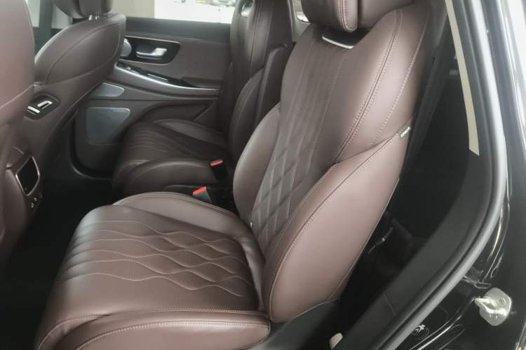 Used EXEED Lanyue 2023 400T Four-Wheel Drive Star Prestige Edition 6 Seats Left Rear Seat