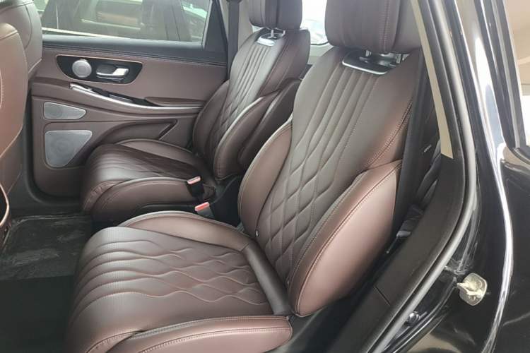 Used EXEED Lanyue 2023 400T Four-Wheel Drive Star Prestige Edition 6 Seats Left Rear Seat