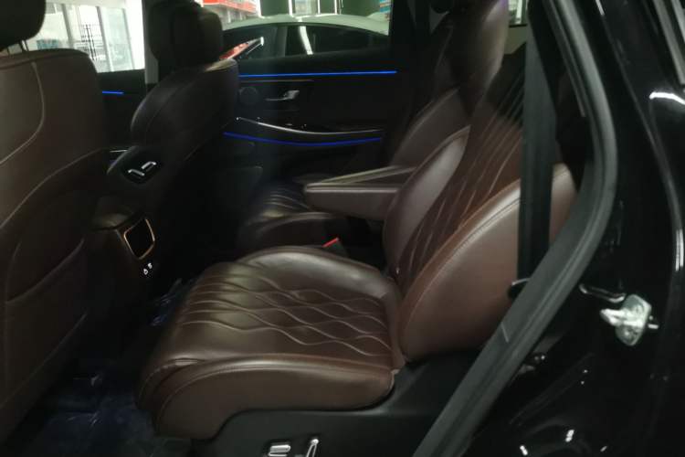 Used EXEED Lanyue 2023 400T Four-Wheel Drive Star Prestige Edition 6 Seats Left Rear Seat