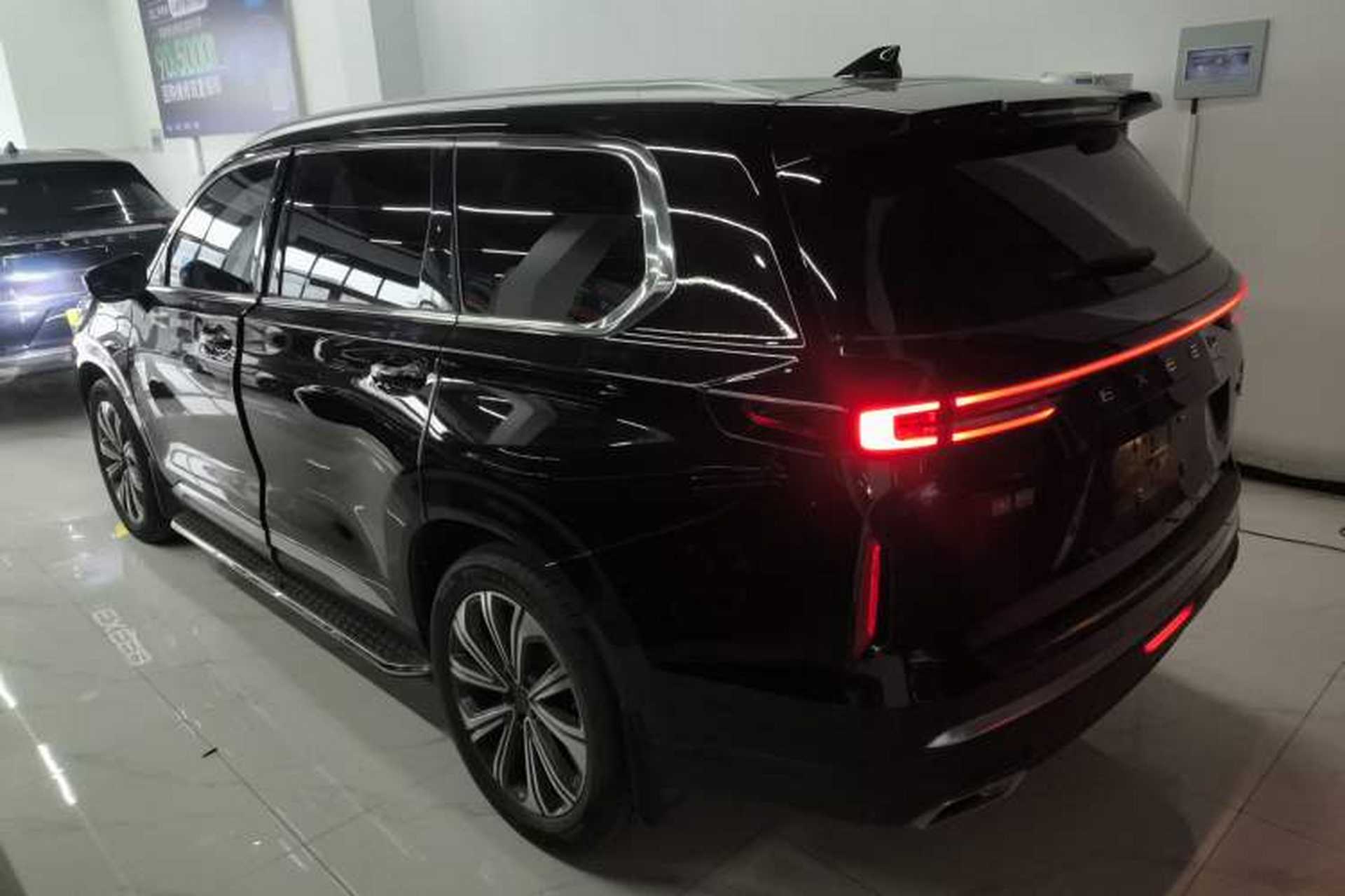 Used EXEED Lanyue 2023 400T Two-Wheel Drive Starry Edition 7-Seater Rear Left 45 Deg