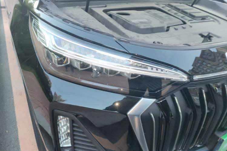 Used EXEED Lanyue 2023 400T Four-Wheel Drive Star Prestige Edition 6 Seats Right Front Headlight