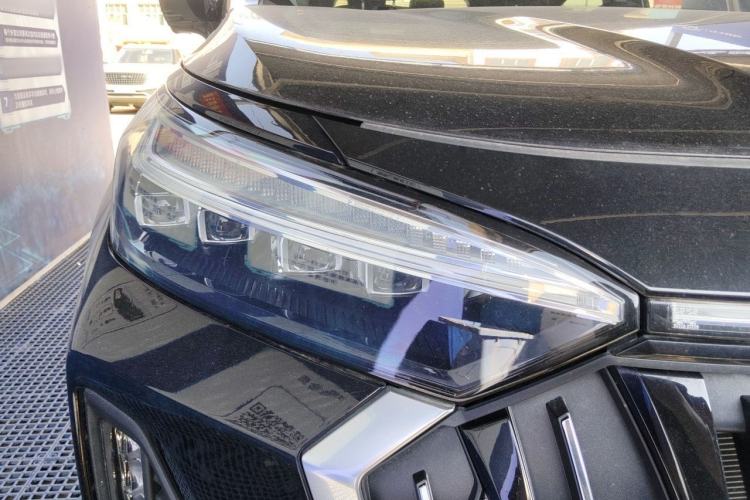 Used EXEED Lanyue 2023 400T Four-Wheel Drive Starry Edition 7-Seater Right Front Headlight