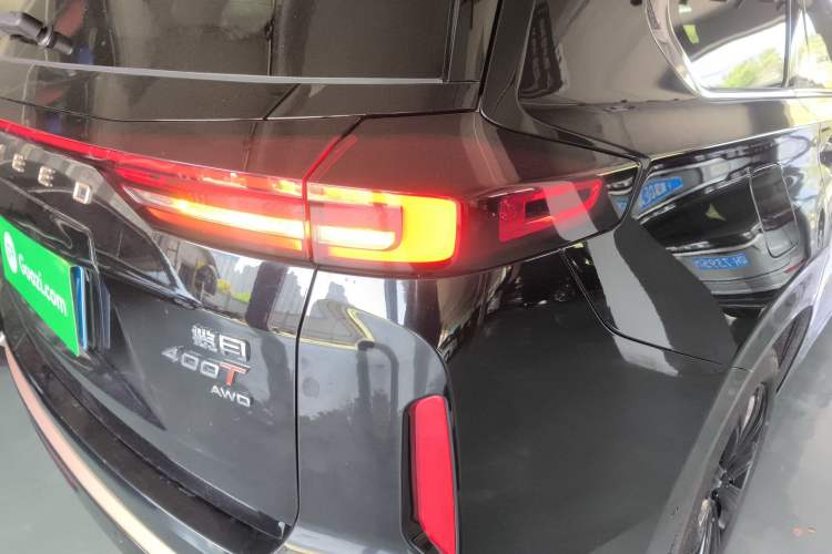 Used EXEED Lanyue 2023 400T Four-Wheel Drive Star Prestige 7-Seater Right Rear Taillight